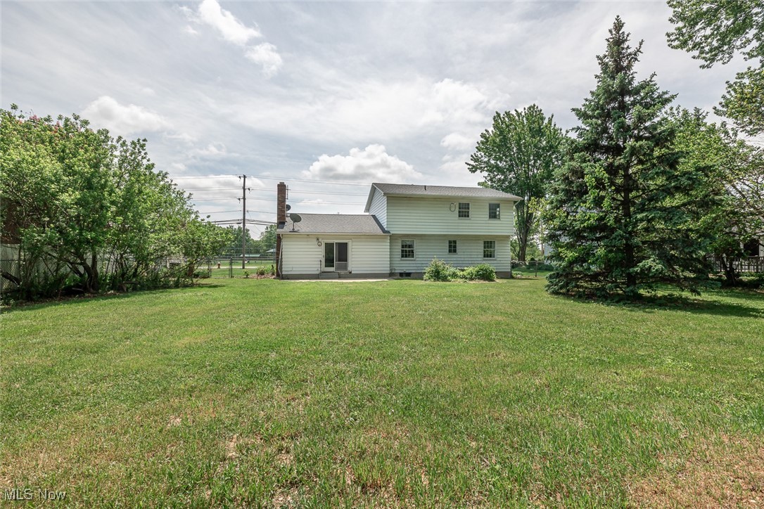 126 Burns Road, Elyria, Ohio image 37