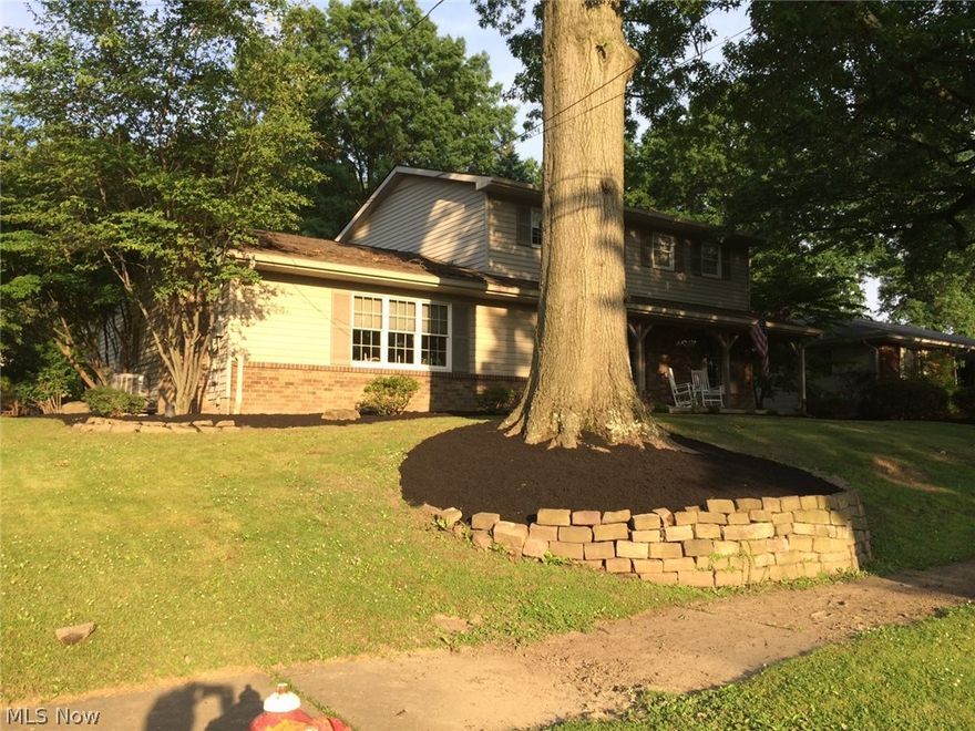 Beautiful colonial on cul de sac corner city lot.Gorgeous outdoor patio with stone fireplace makes outdoor living magical.Newer upgrades include furnace,shingles,gutters,breaker box and hot water tank.Familyroom with fireplace.Move in condition!!