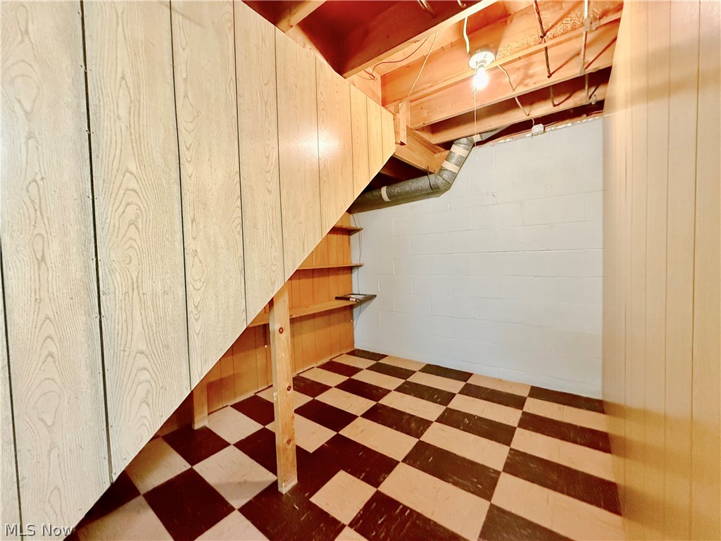 Claude Sands Adn - Residential