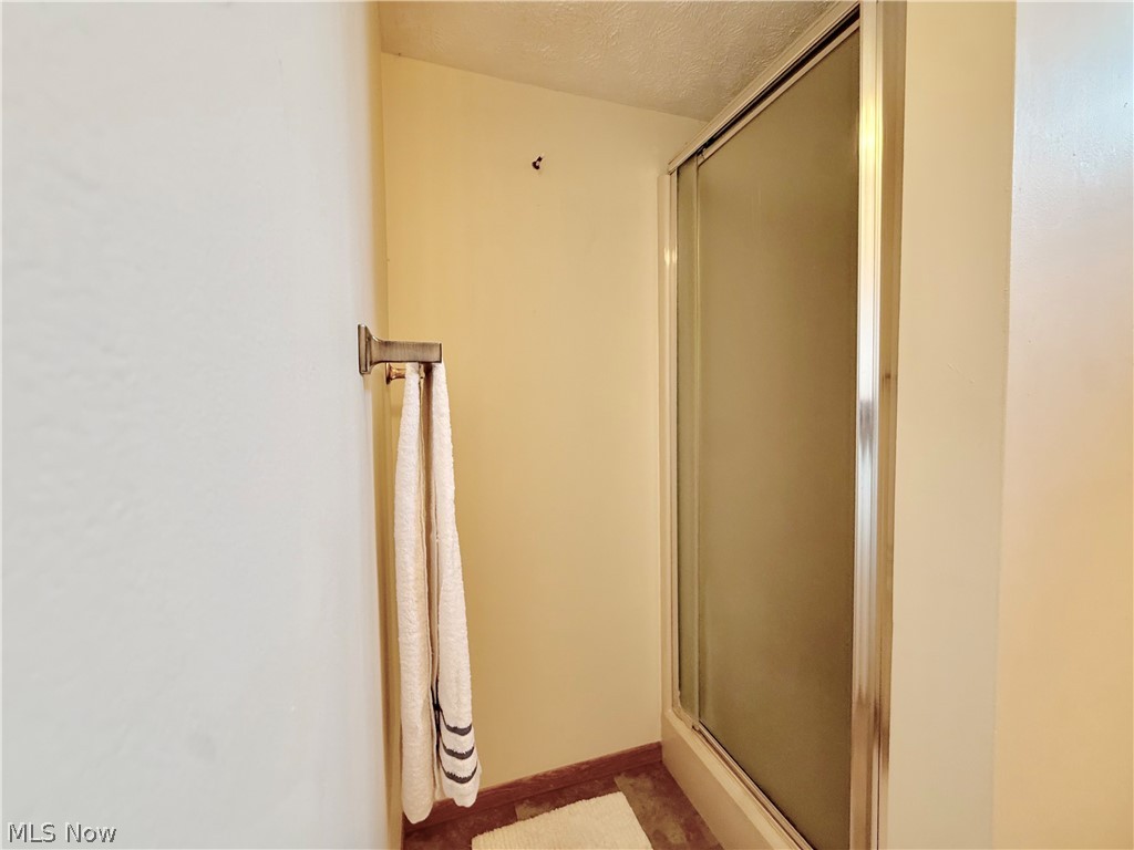 Claude Sands Adn - Residential