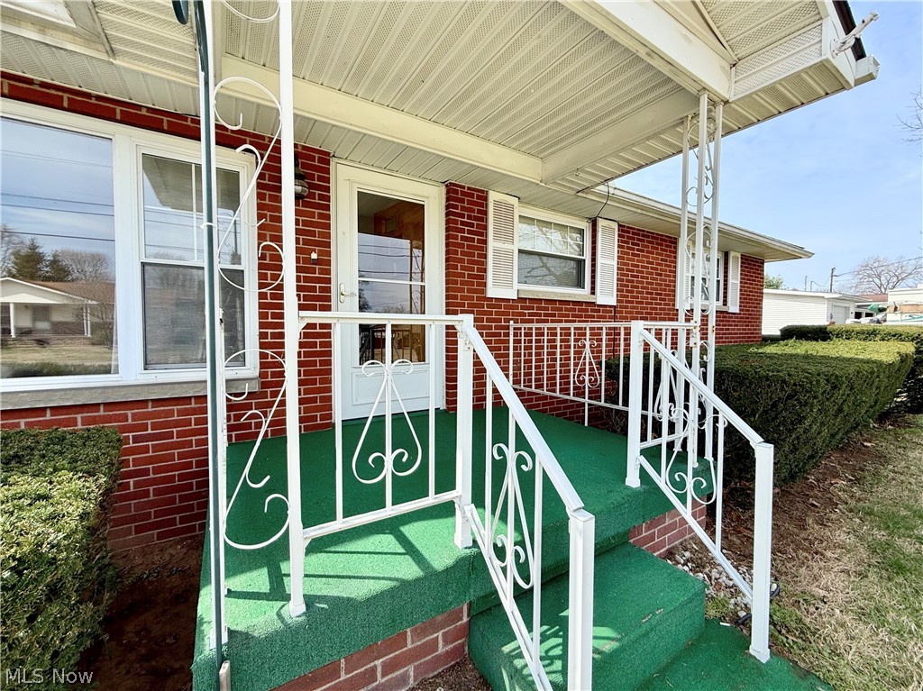 Claude Sands Adn - Residential