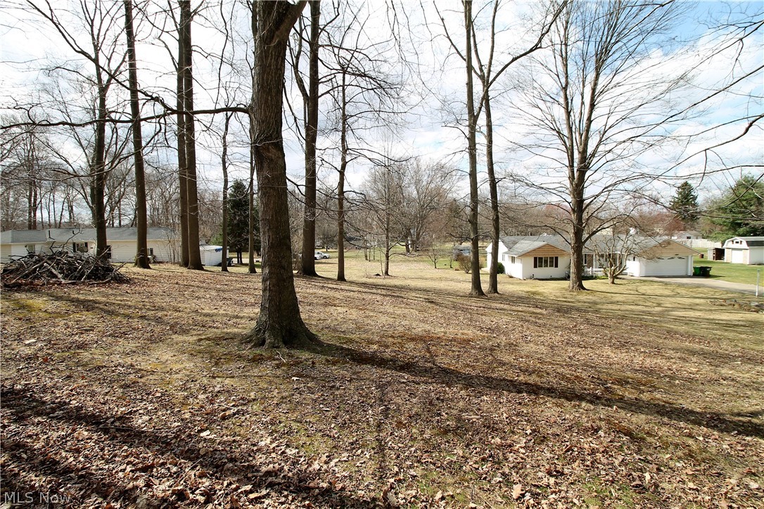 North Moreland - Land