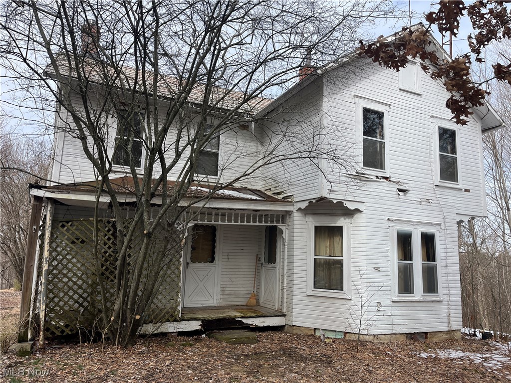 2075 Dalzell Road, Whipple, Ohio image 1