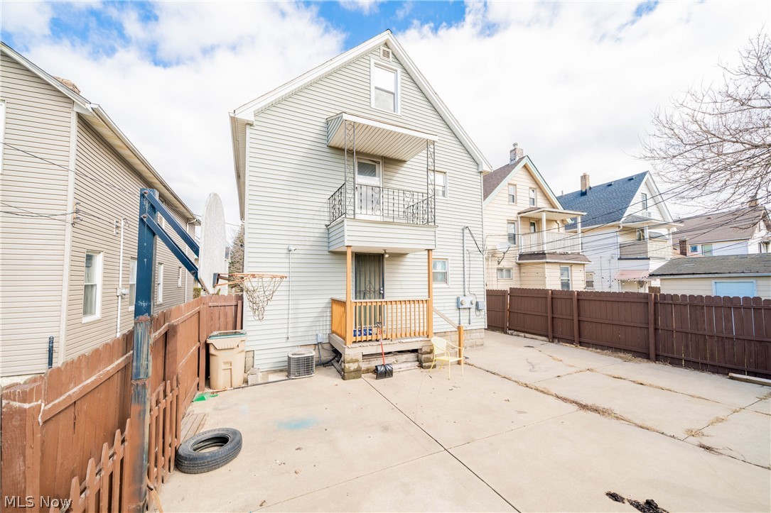 Pearse Realty Co - Residential Income