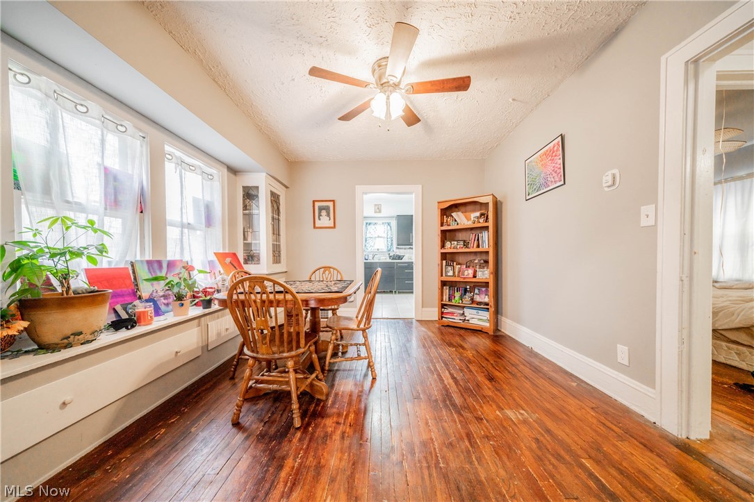 Pearse Realty Co - Residential Income