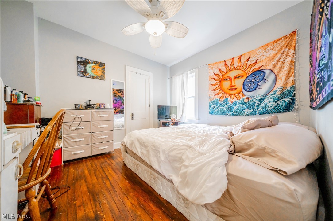 Pearse Realty Co - Residential Income