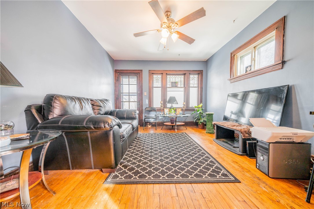 Pearse Realty Co - Residential Income