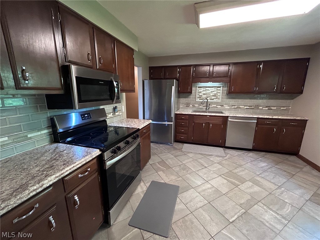 3rd Add Walnut Sha De Sub - Residential