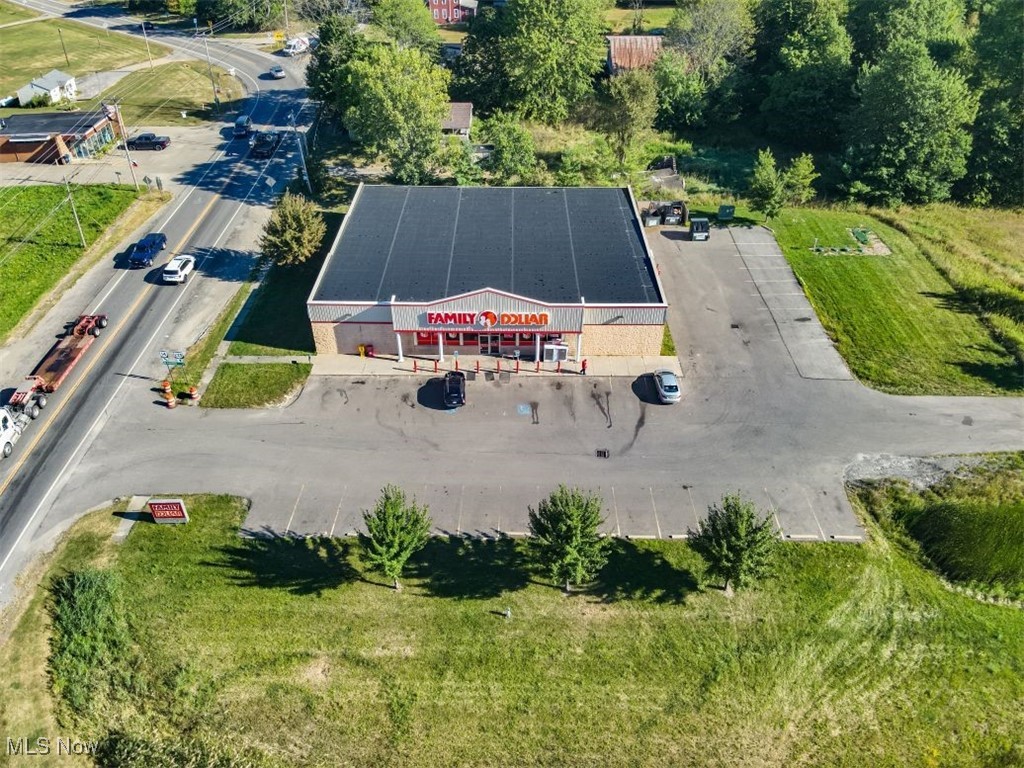 Deerfield - Commercial Lease