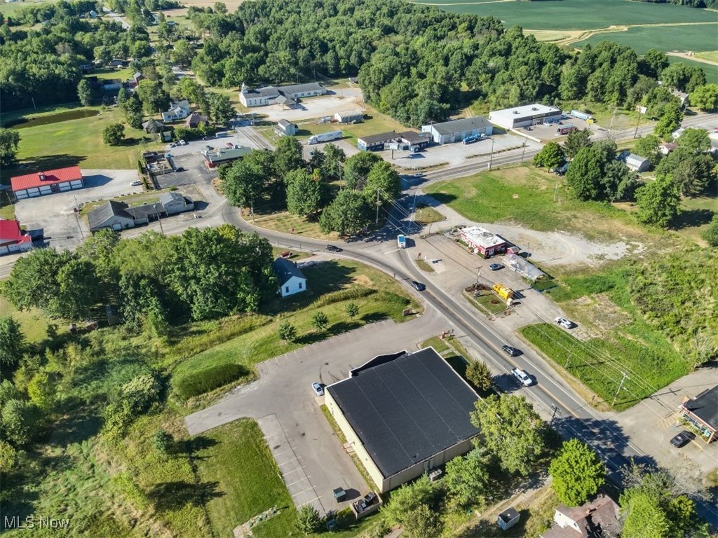 Deerfield - Commercial Lease