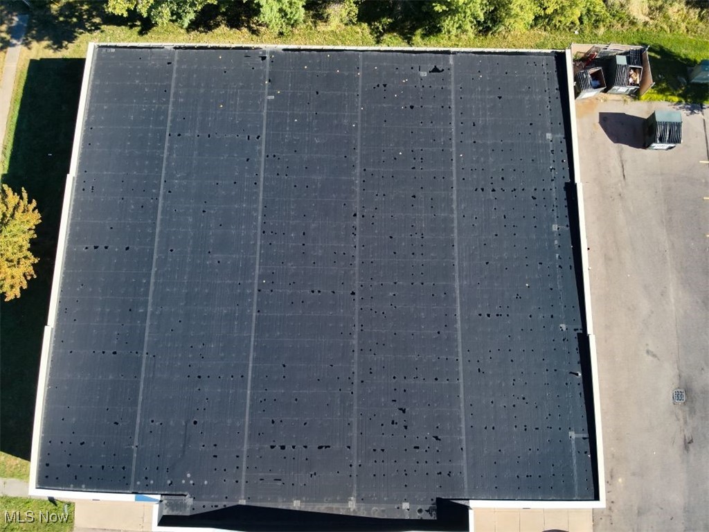 Deerfield - Commercial Lease