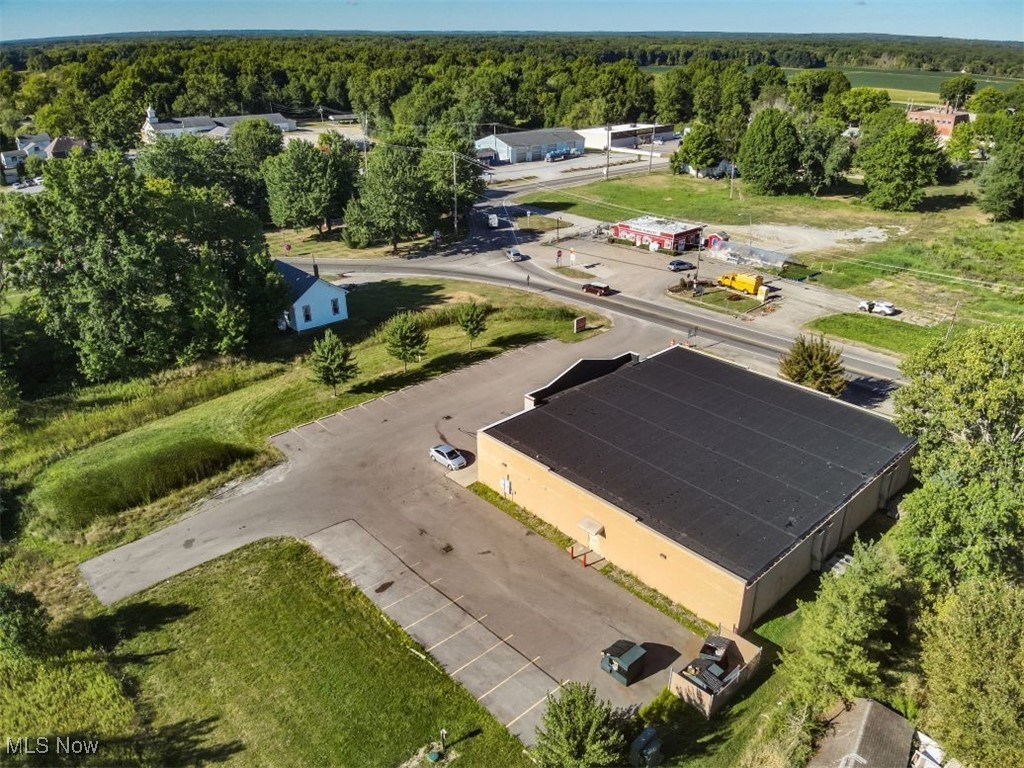 Deerfield - Commercial Lease