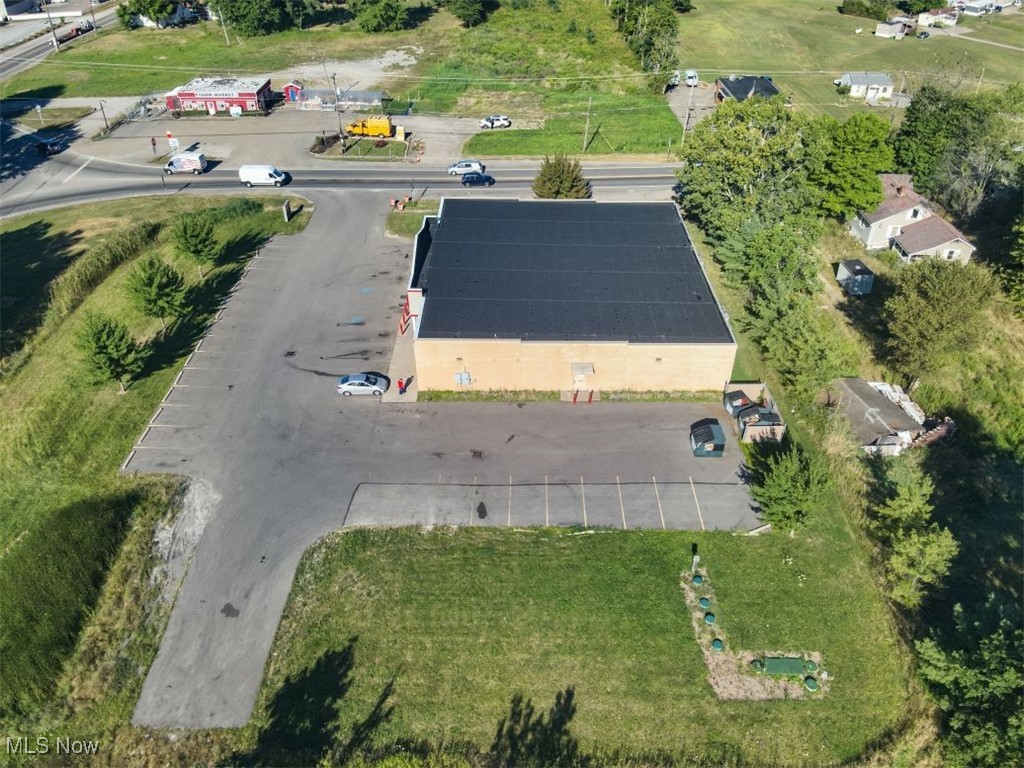 Deerfield - Commercial Lease