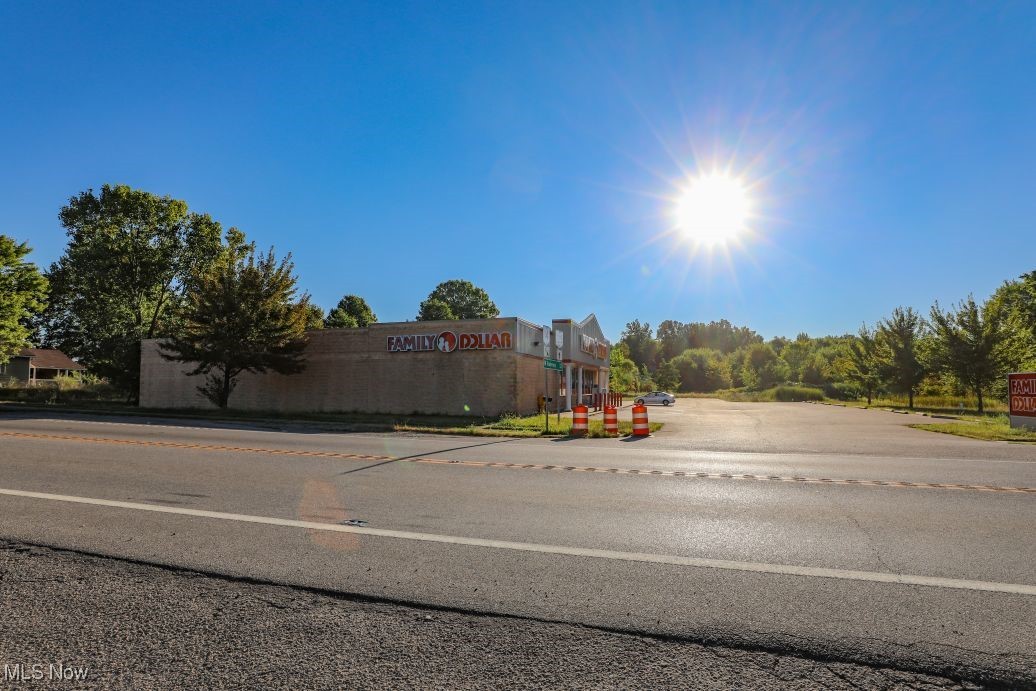 Deerfield - Commercial Lease