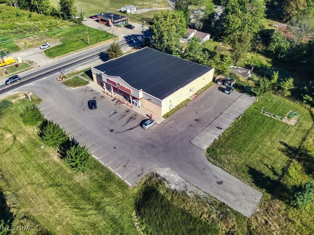 Deerfield - Commercial Lease