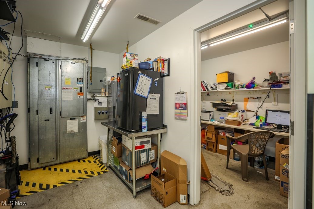 Deerfield - Commercial Lease