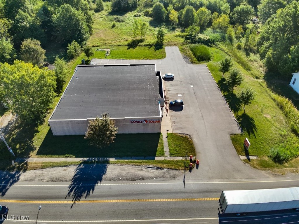 Deerfield - Commercial Lease