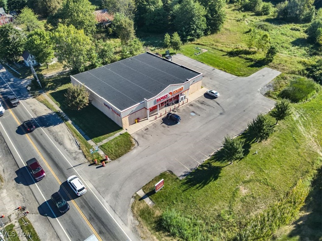 Deerfield - Commercial Lease
