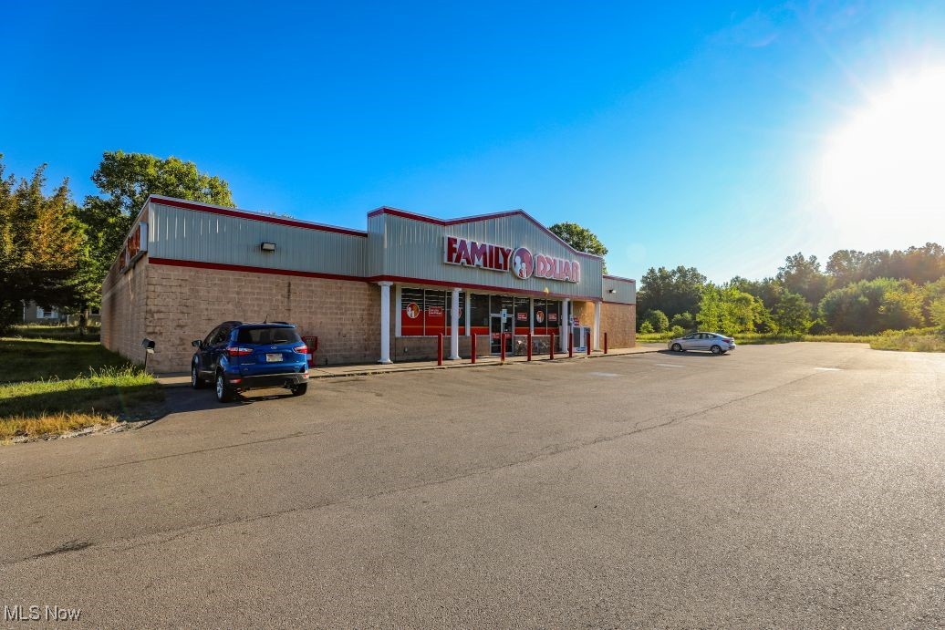 Deerfield - Commercial Lease