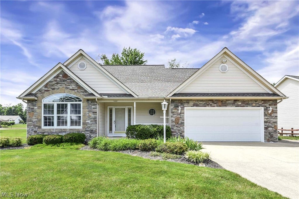 Photo of 4457 Stone Creek Drive, Brunswick, OH 44212 (MLS # 5216047)
