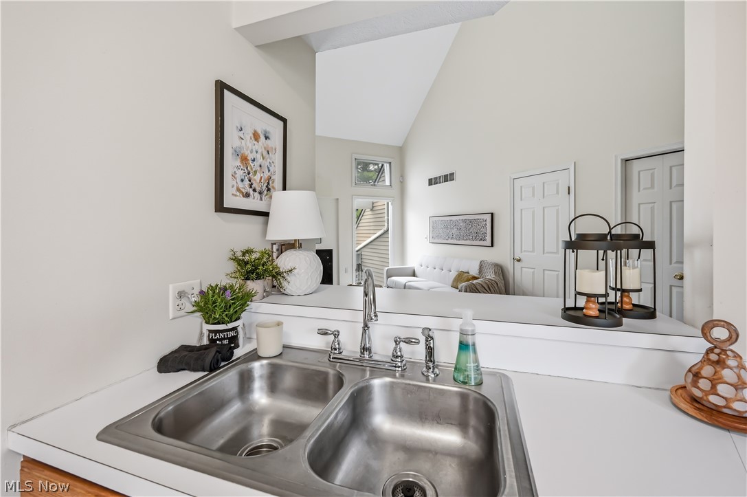 Orchards Liberty Condo - Residential