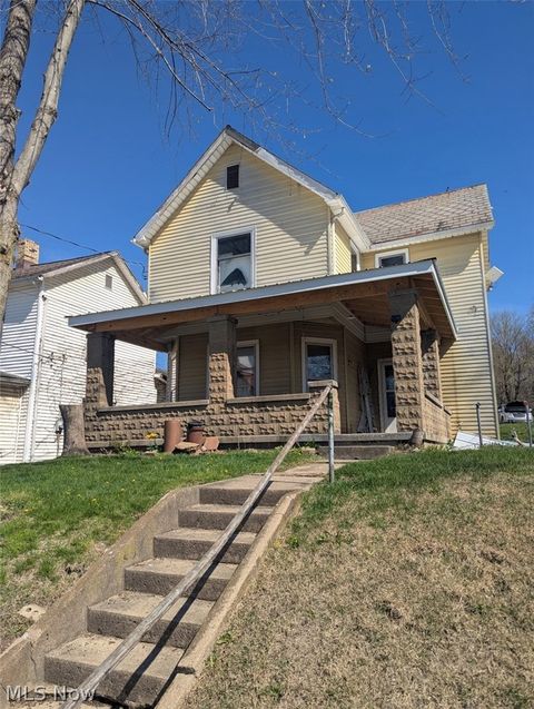 Homes For Sale - 54240 Township Road 172<br/> Fresno, OH 43824