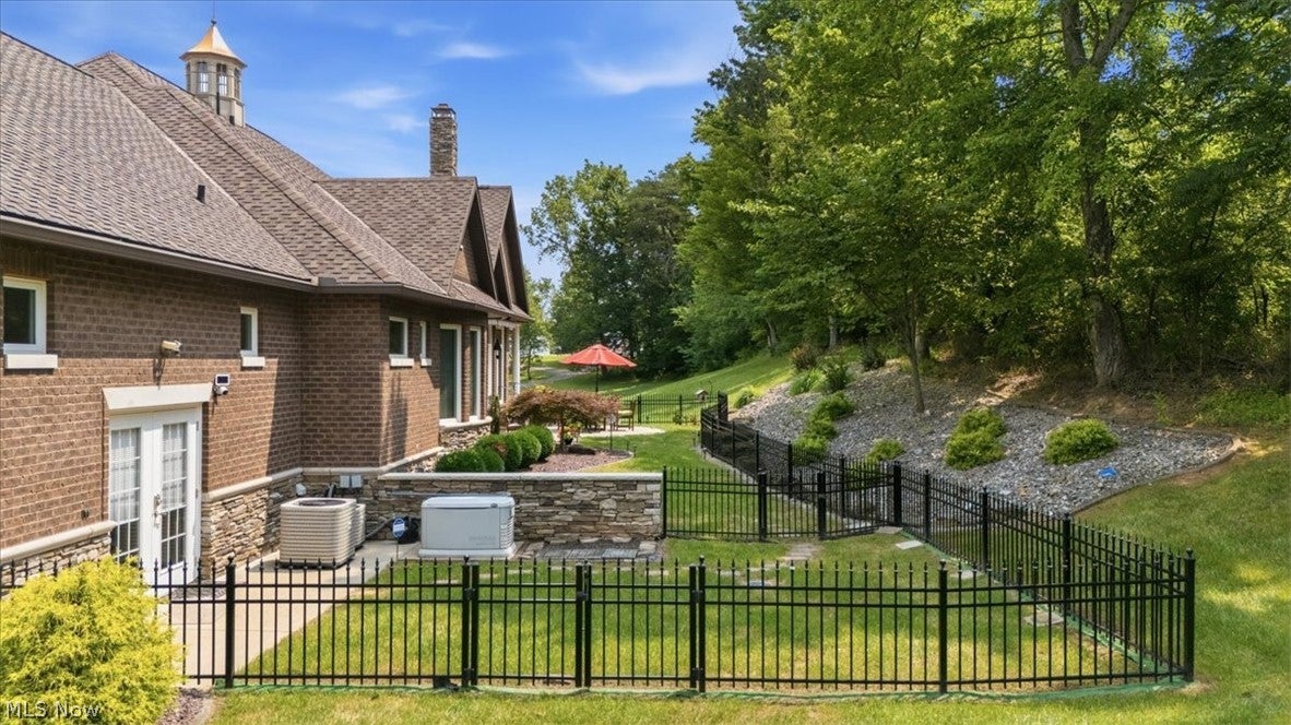 35 Skyview Drive