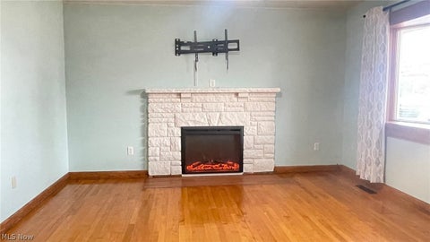 Tiny photo for 1901 15th Avenue, Parkersburg, WV 26101 (MLS # 5240858)