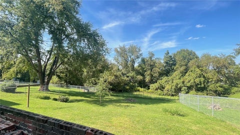 Tiny photo for 1901 15th Avenue, Parkersburg, WV 26101 (MLS # 5240858)