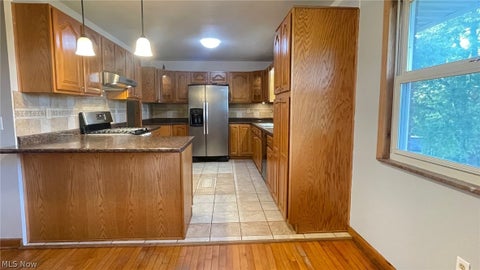 Tiny photo for 1901 15th Avenue, Parkersburg, WV 26101 (MLS # 5240858)