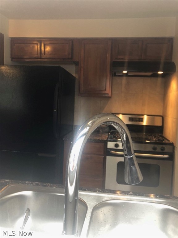 West 143rd Street 01 - Residential