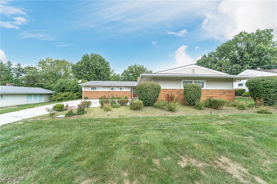 24285 Fairmount Boulevard, Beachwood, Ohio image 1