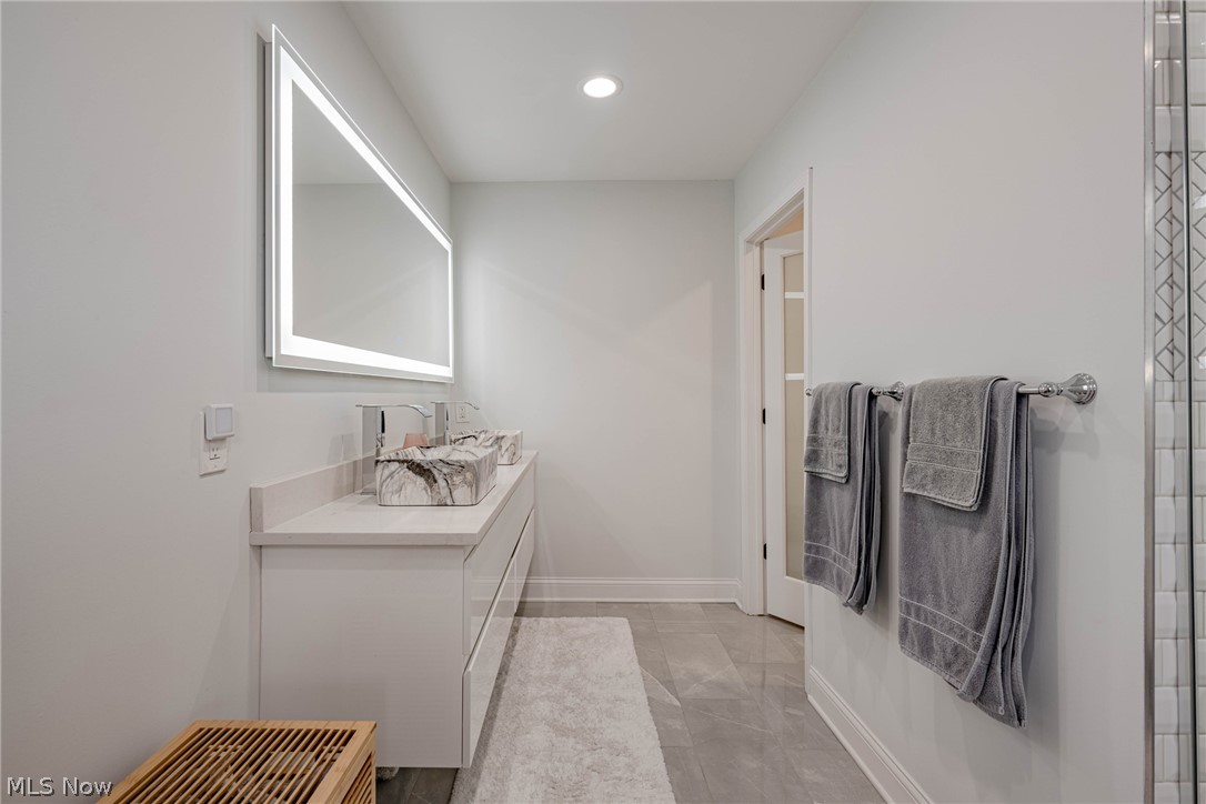 Schmidt - Residential