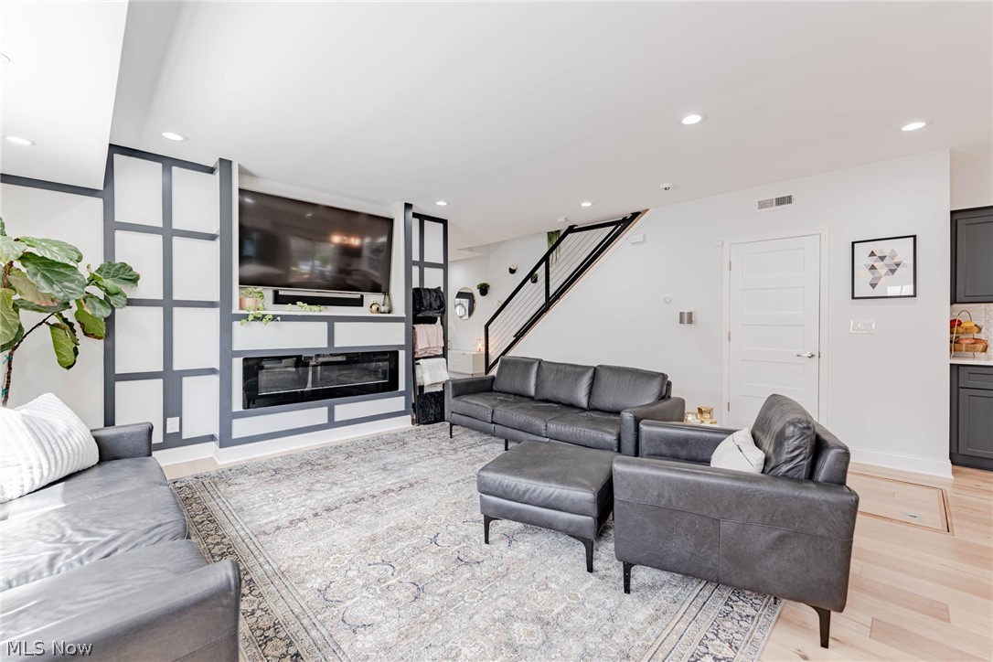 Schmidt - Residential