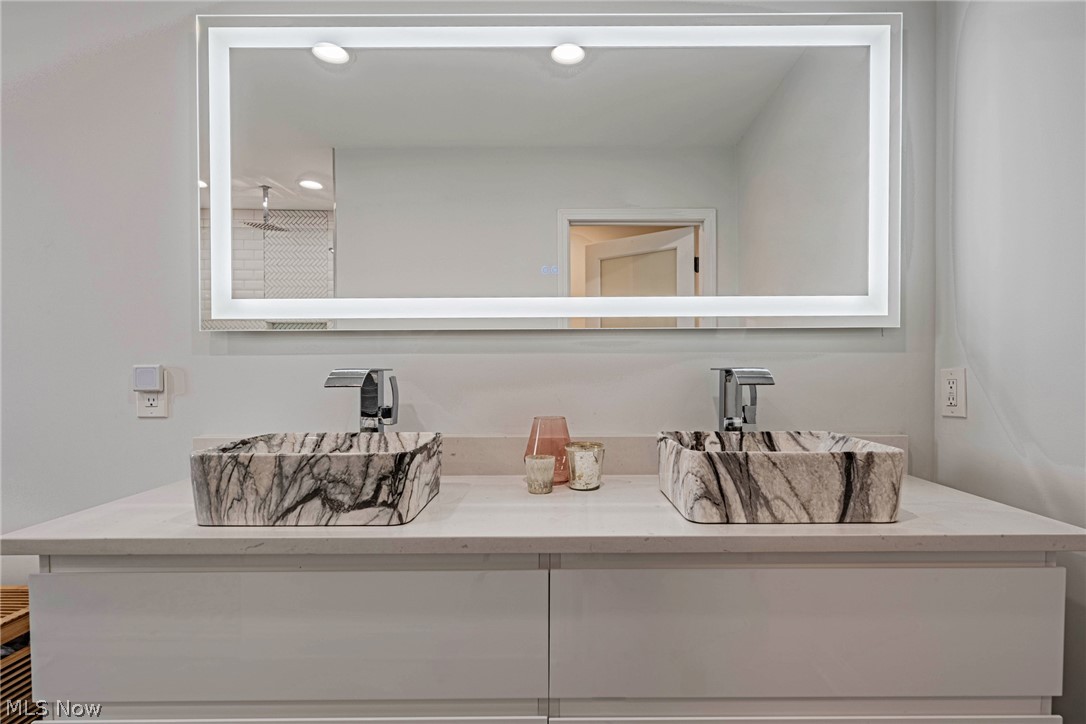 Schmidt - Residential