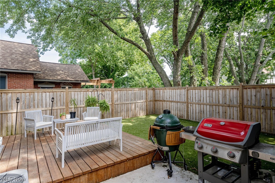 Schmidt - Residential