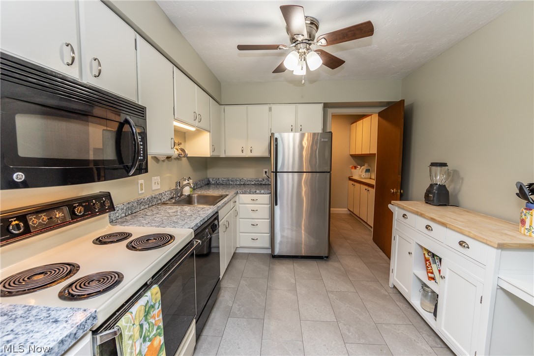 Richard Hilliard Condo - Residential