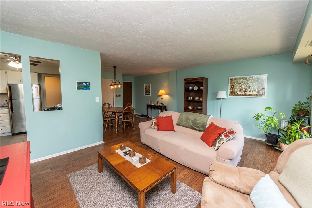 Richard Hilliard Condo - Residential