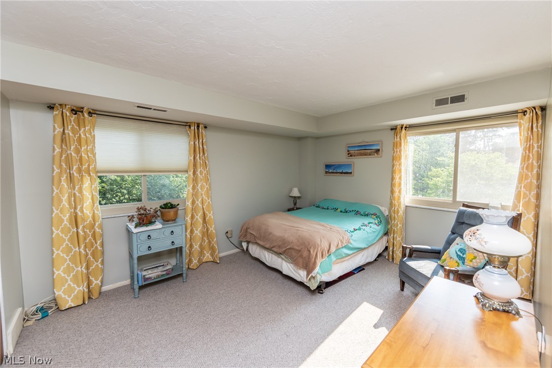 Richard Hilliard Condo - Residential