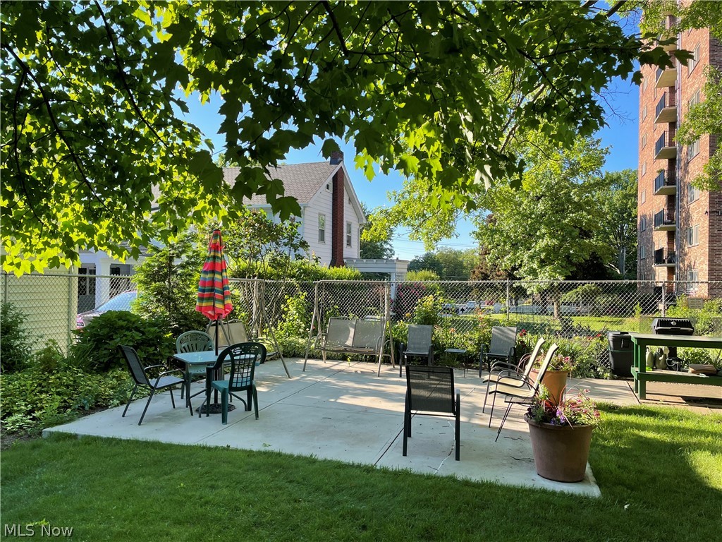 Richard Hilliard Condo - Residential