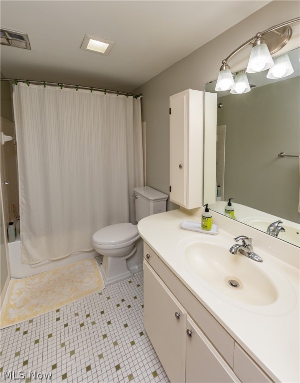 Richard Hilliard Condo - Residential