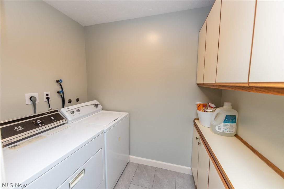 Richard Hilliard Condo - Residential