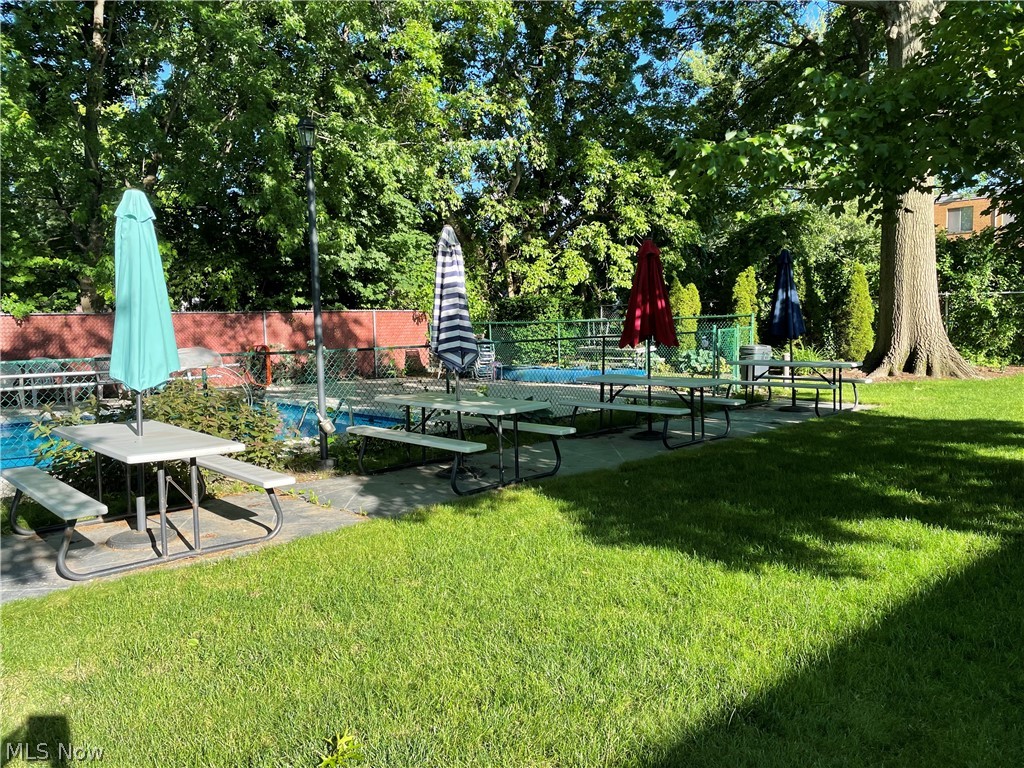 Richard Hilliard Condo - Residential