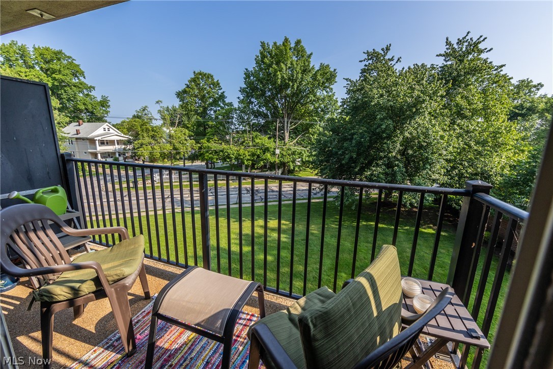 Richard Hilliard Condo - Residential