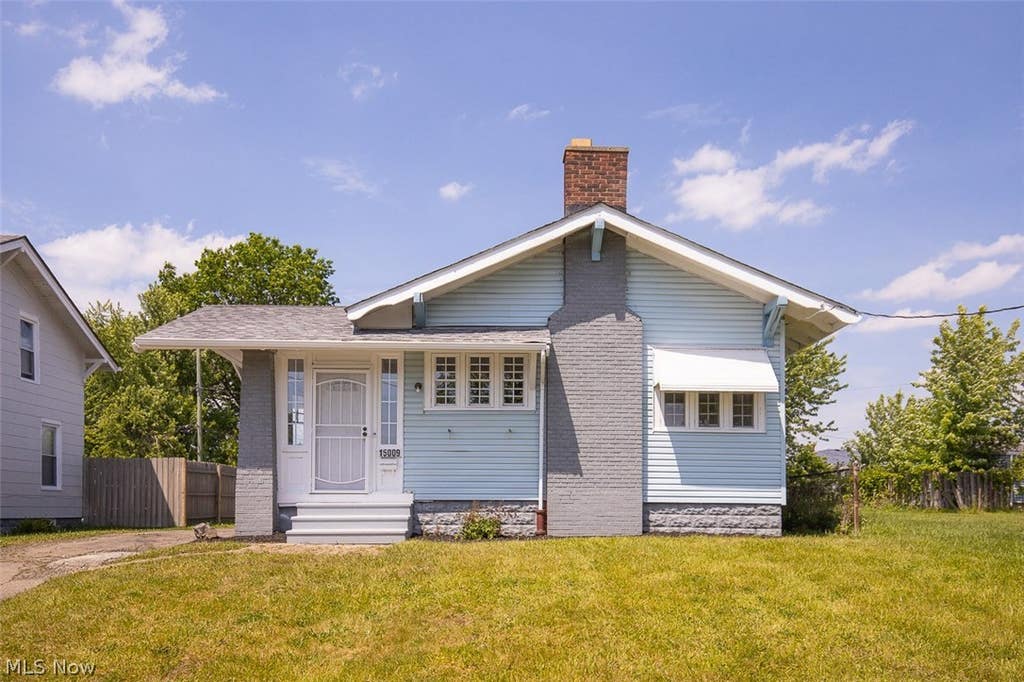Photo of 15009 Miles Avenue, Cleveland, OH 44128 (MLS # 5217134)