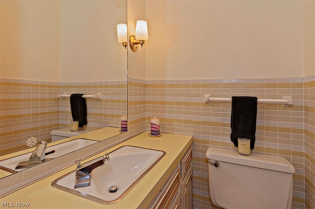 R A Mains - Residential