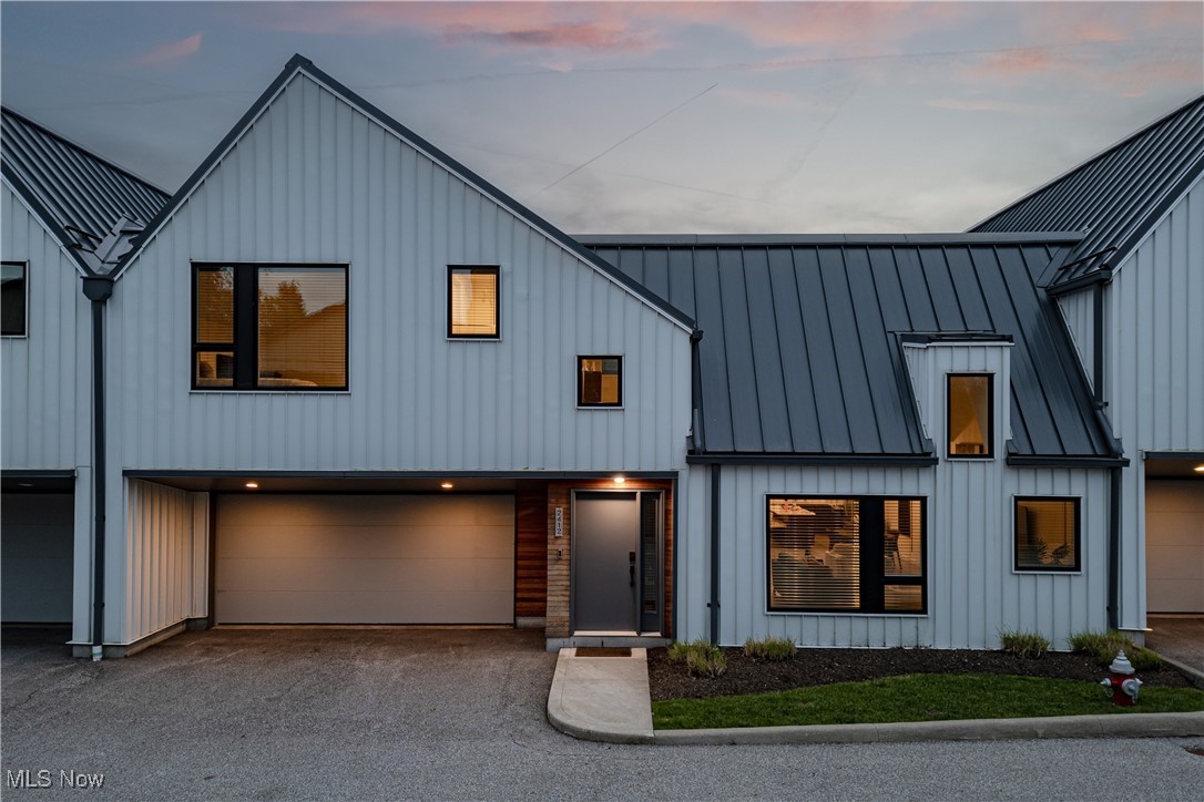 2412 Richmond Road, Beachwood, Ohio image 1