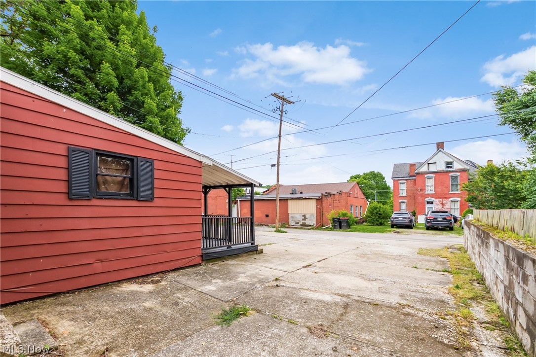 Town/Putnam - Commercial Sale