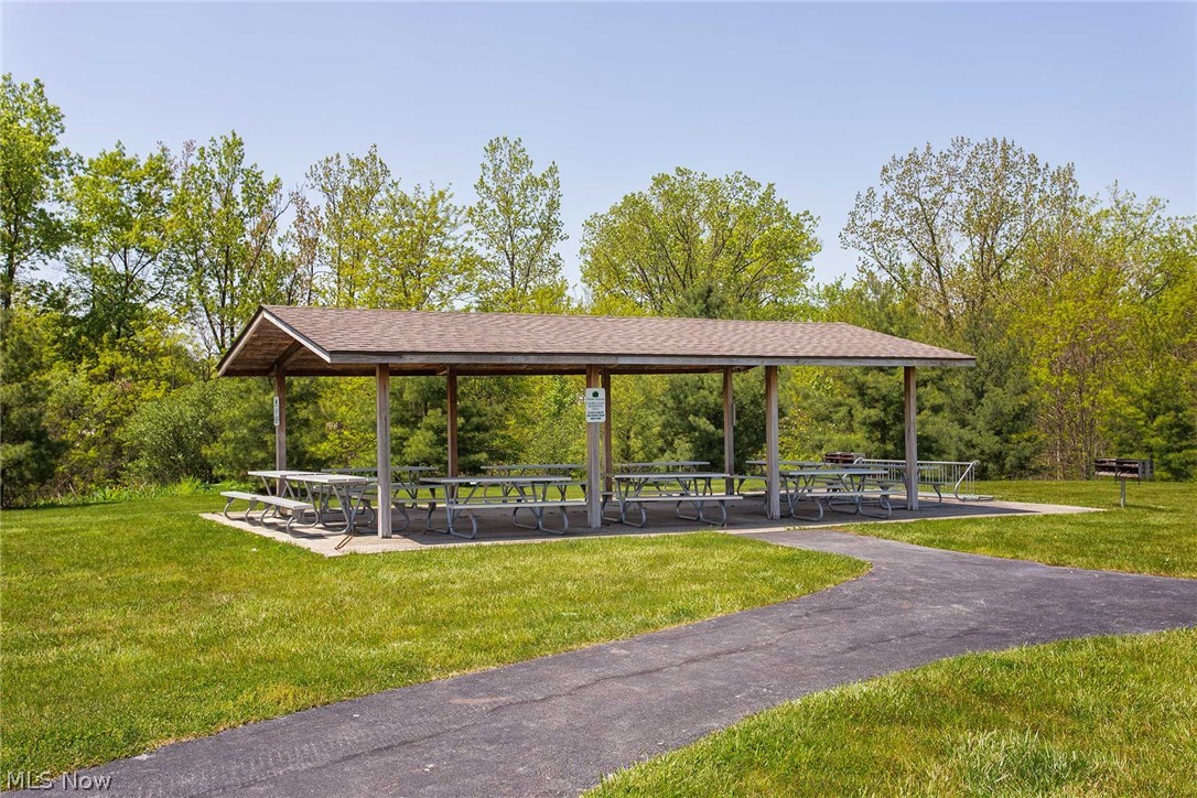 Laurel Glen - Residential