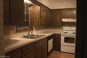 Bath - Residential Lease